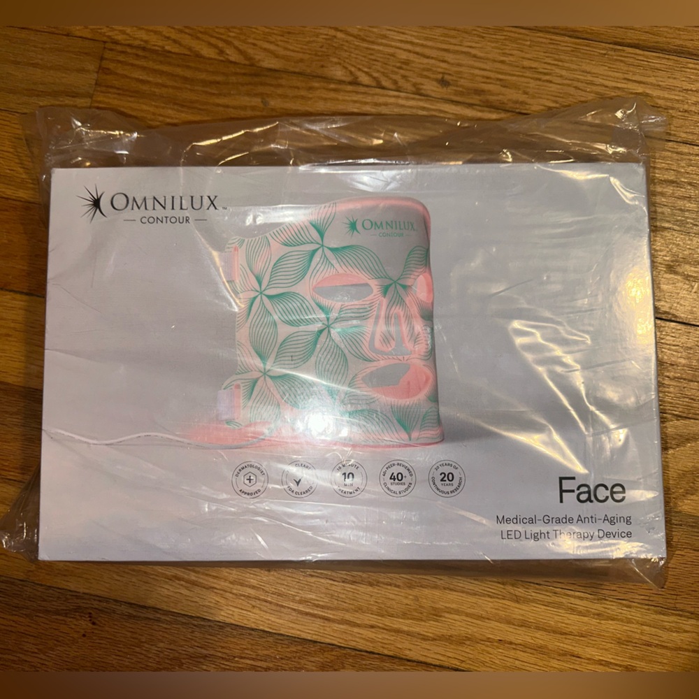 Omnilux Contour LED Mask